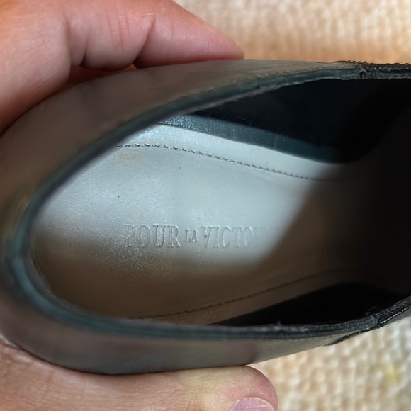 Pour La Victoire Black Stiletto Heels - Picture 16 of 16